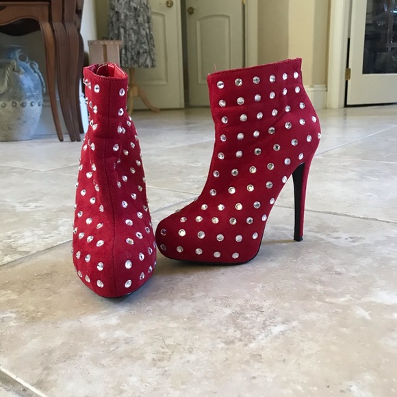 Red suede like faux crystal studded ankle boots - Picture 3 of 7